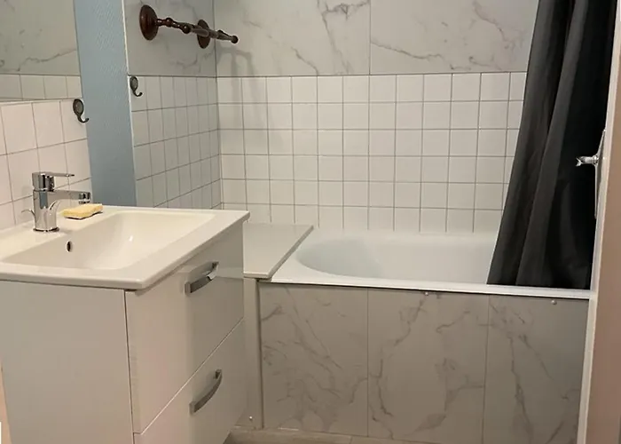 Апартаменты Cosy Pour 4 Pers. Avec Balcon Sud, Centre Station, Proche Pistes Et Commerces - Fr-1-787-65